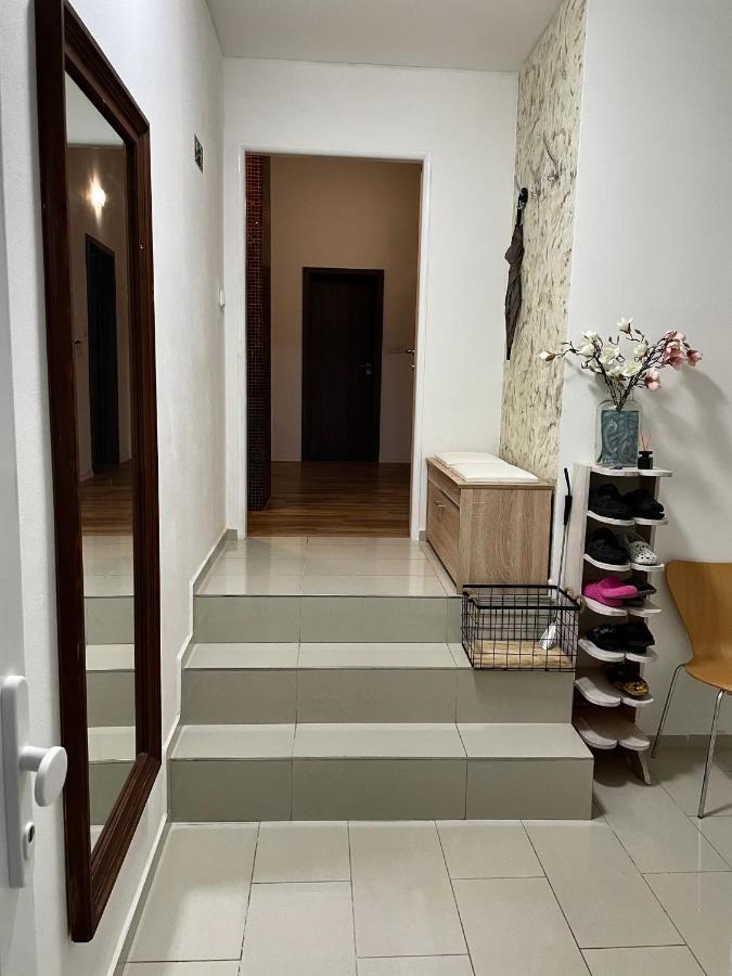 Apartman Az Pro 8 Osob Humpolec Exterior photo